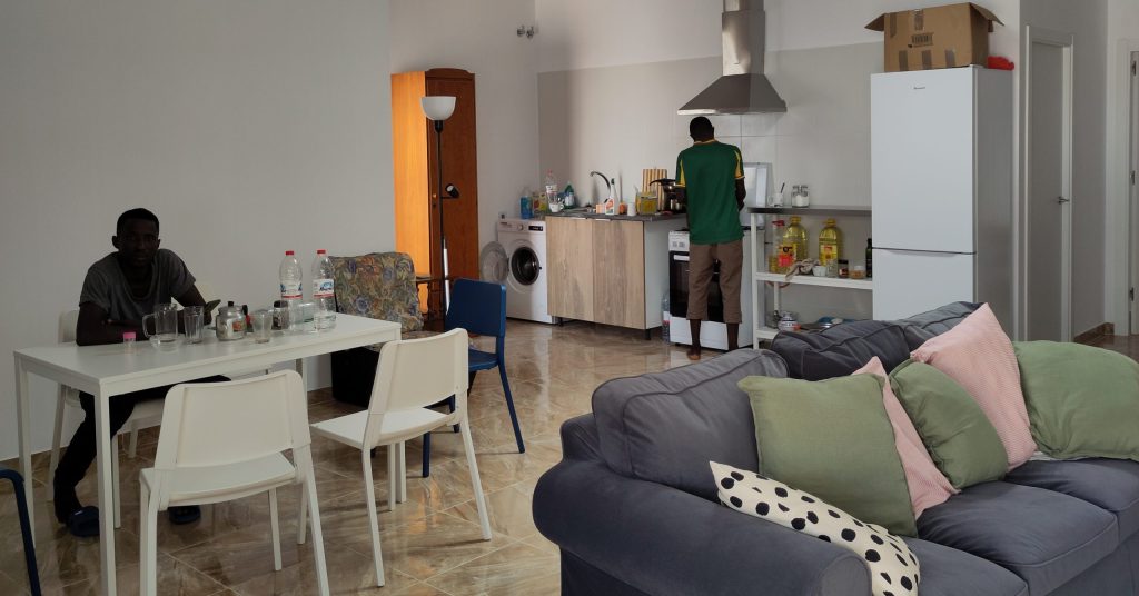 Bienvenidos a casa: Inauguramos doce viviendas para residentes de asentamientos chabolistas de Níjar