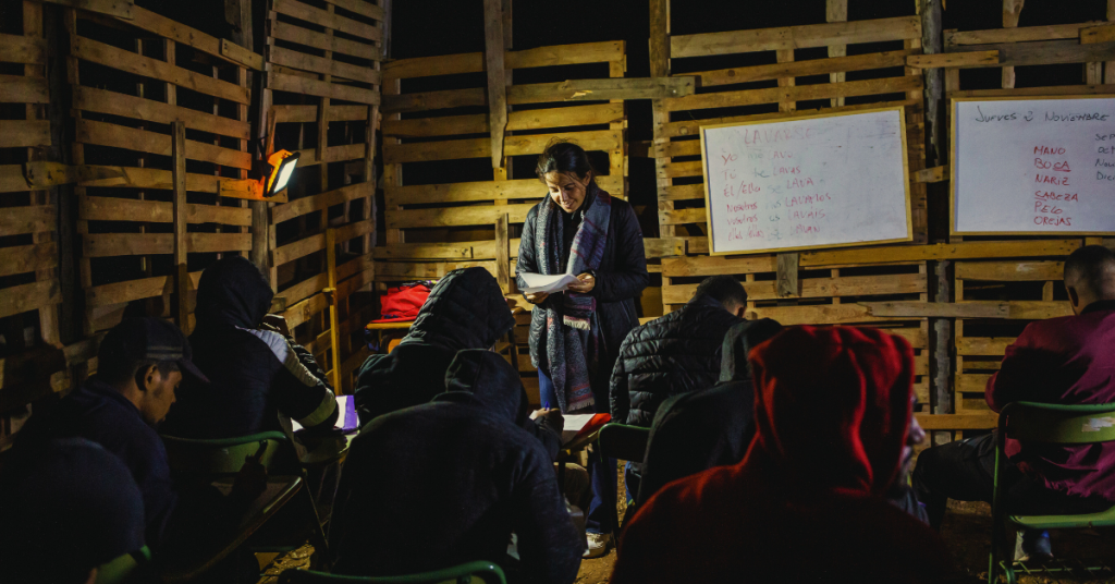 Por y para: Una escuela entre el plástico de Nijar